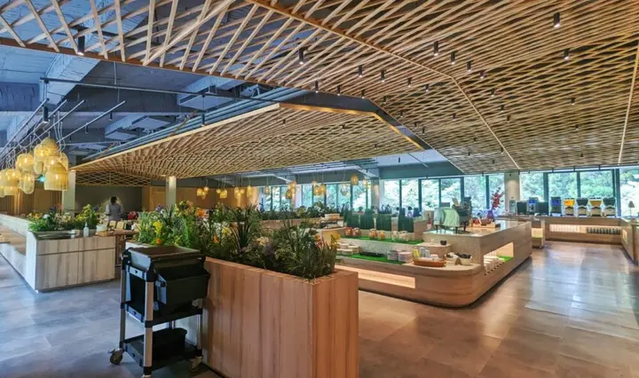 雲杉樓二樓自助餐廳